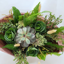 Load image into Gallery viewer, Foliage &amp; Greens Bouquet