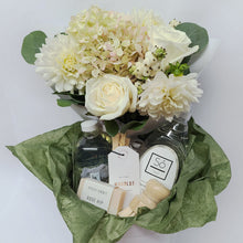 Load image into Gallery viewer, Housewarming Gift Box