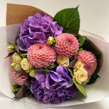 Load image into Gallery viewer, Happy Graduation Bouquet