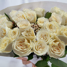 Load image into Gallery viewer, Classic Rose Bouquet
