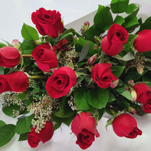 Load image into Gallery viewer, Classic Rose Bouquet
