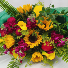 Load image into Gallery viewer, Summer Bouquet